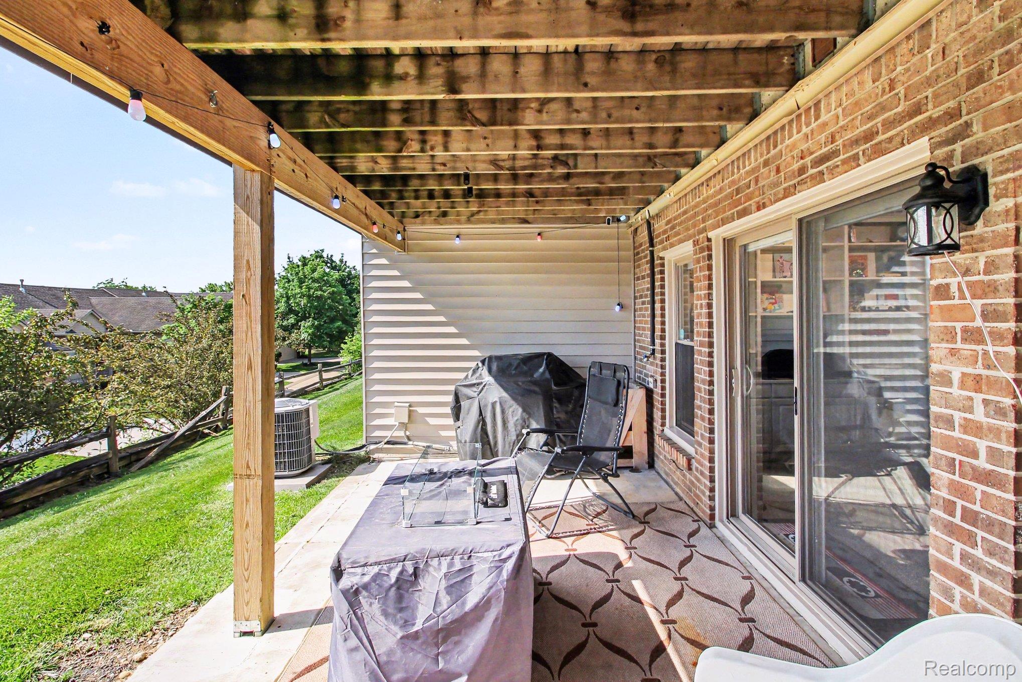 678 Summit Ridge Drive