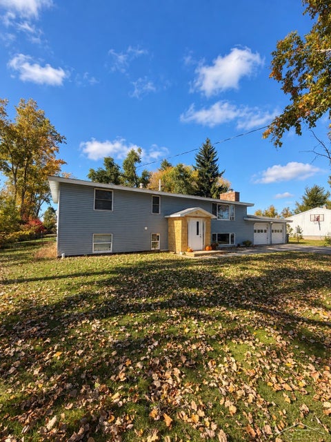 Tiny photo for 6381 Middle Rd, Hope Township, MI 48628 (MLS # 61050224795)