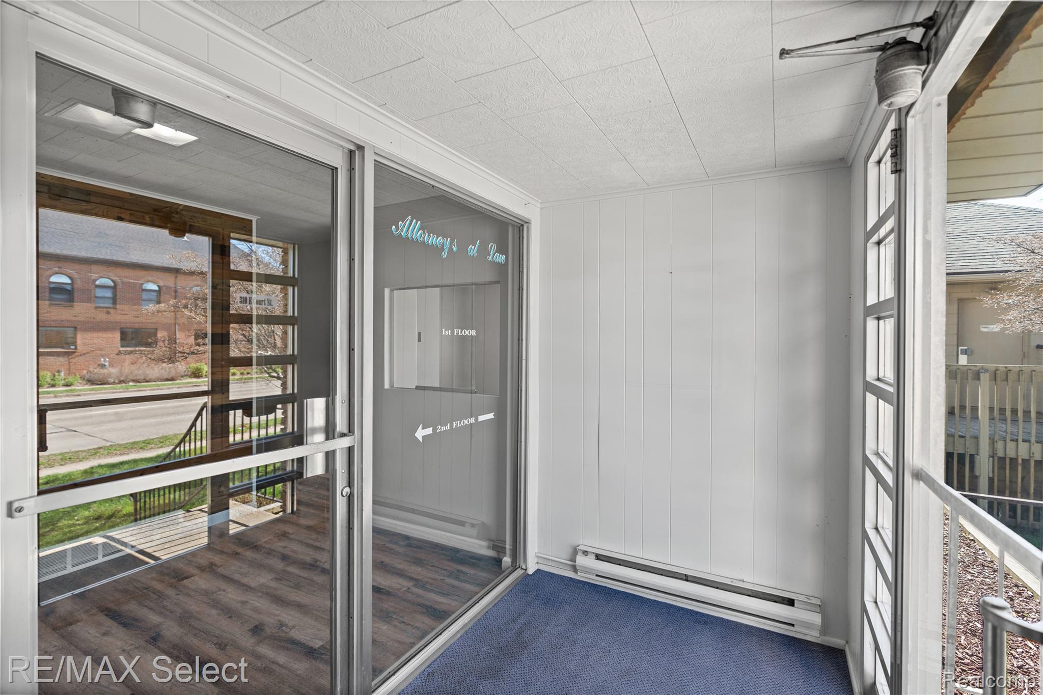 310 E Court Street 1