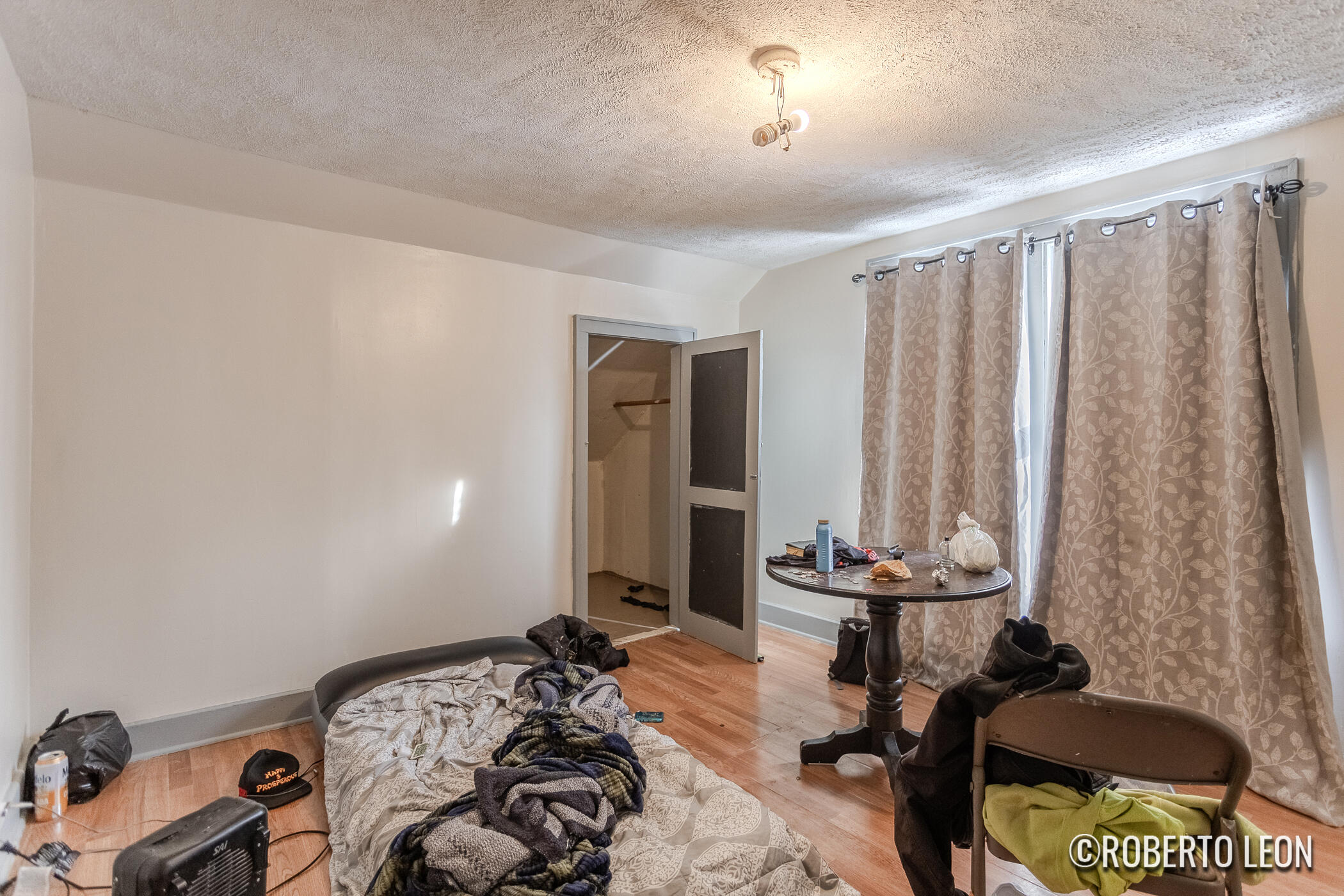 957 Kensington Avenue SW