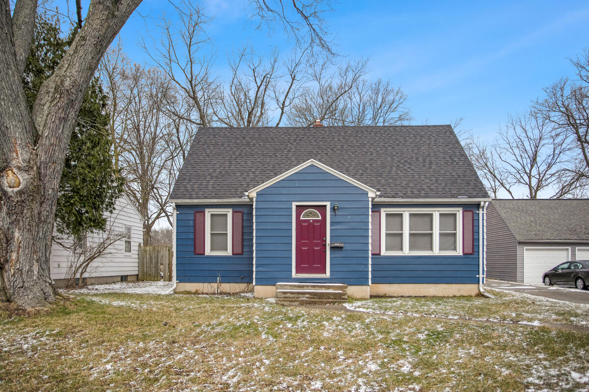 1216 Marigold Avenue