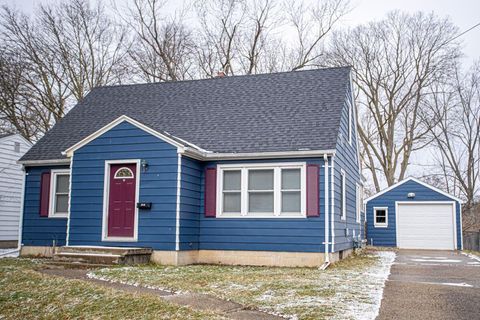 1216 Marigold Avenue East Lansing City MI 48823