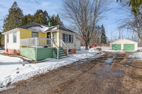 A home in PinconningCity_Bay
