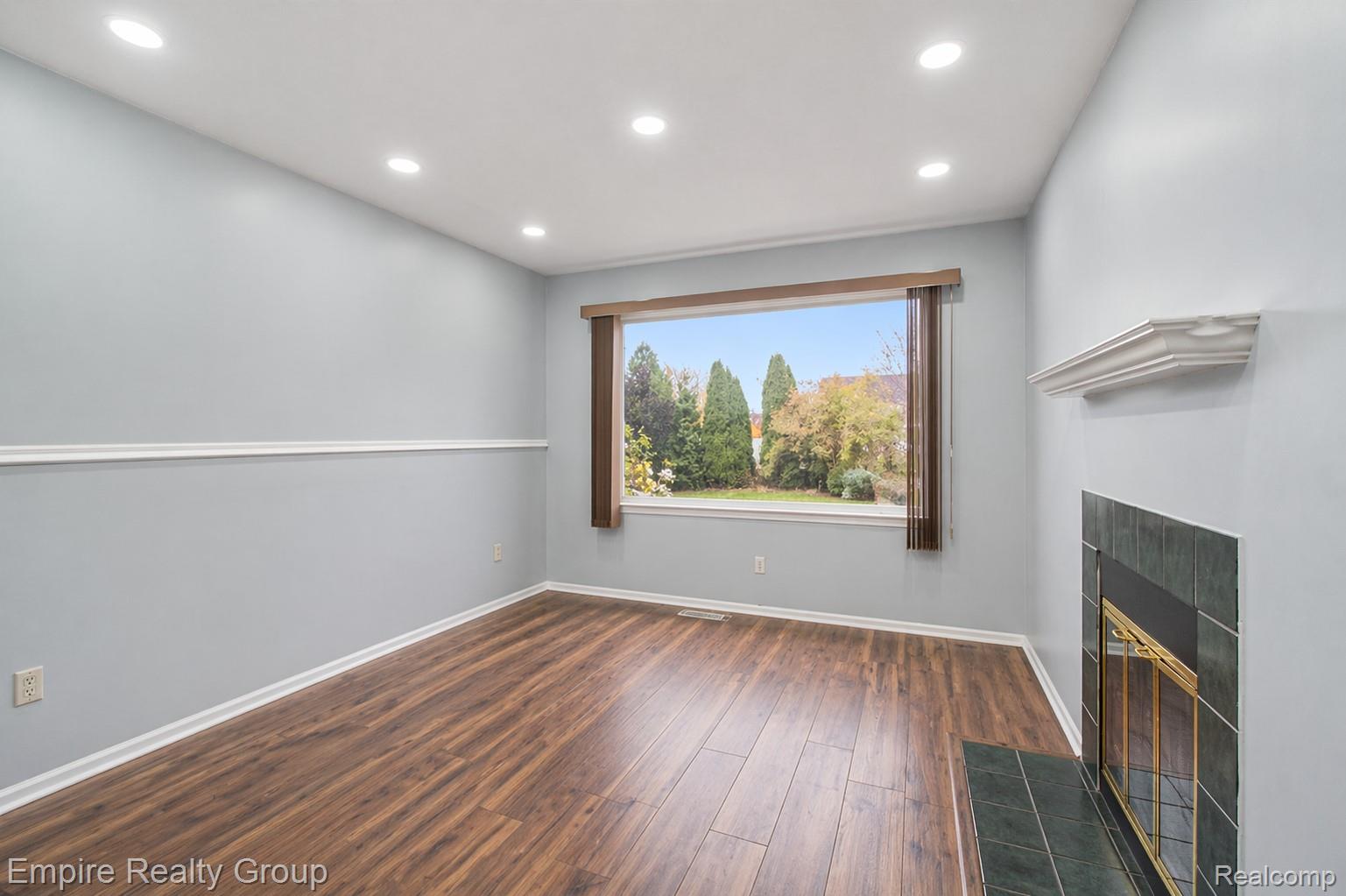 23840 Brentwood Drive