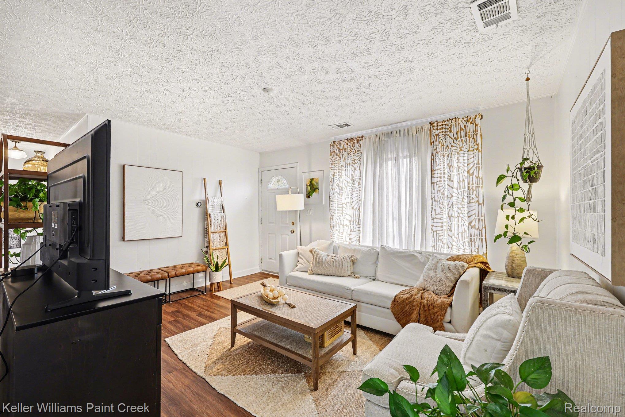 3660 Coleport Street