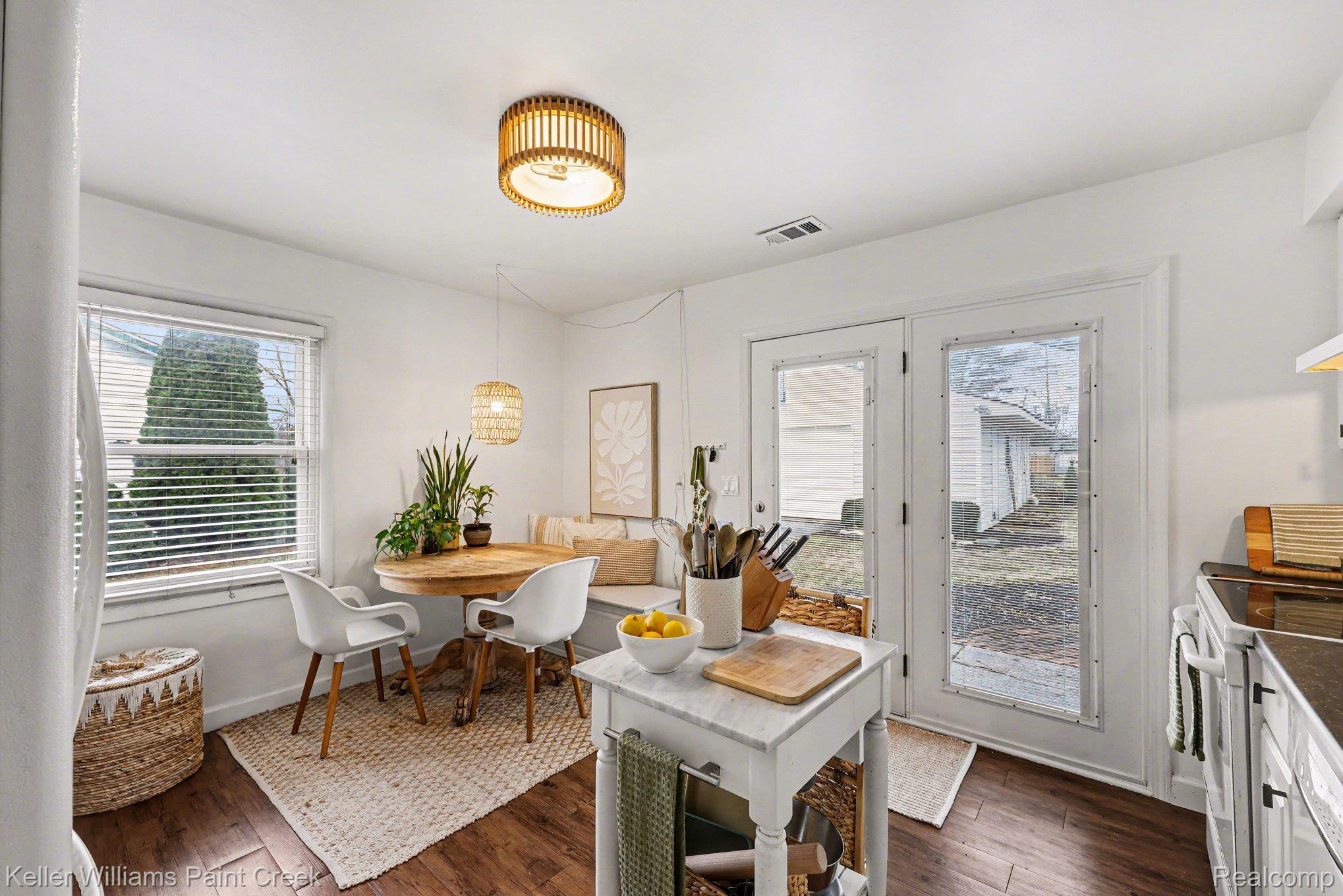 3660 Coleport Street