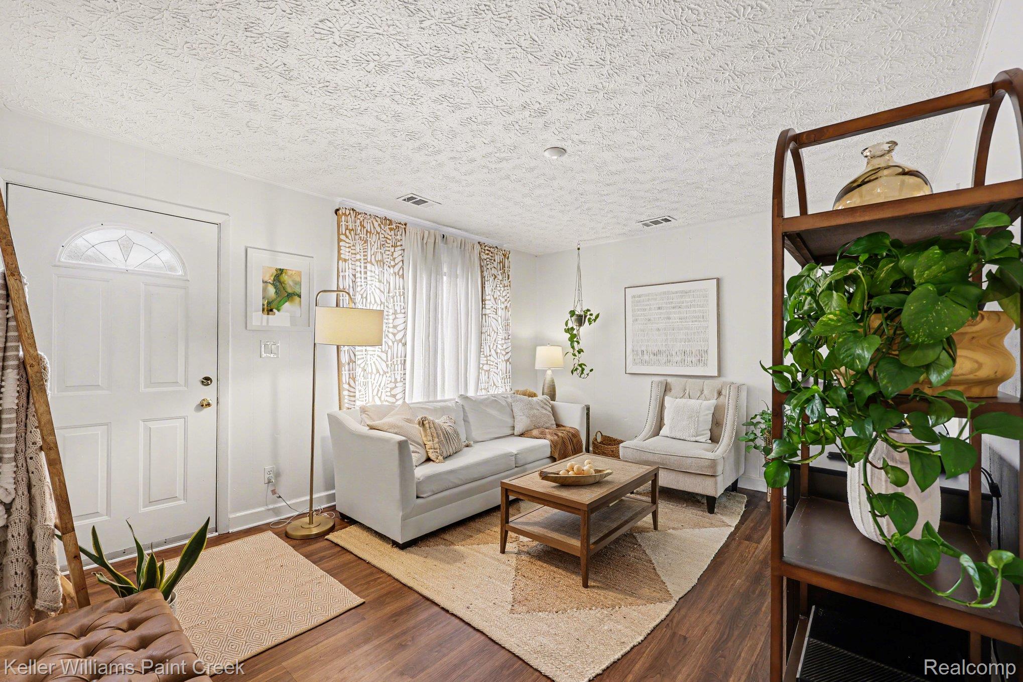 3660 Coleport Street