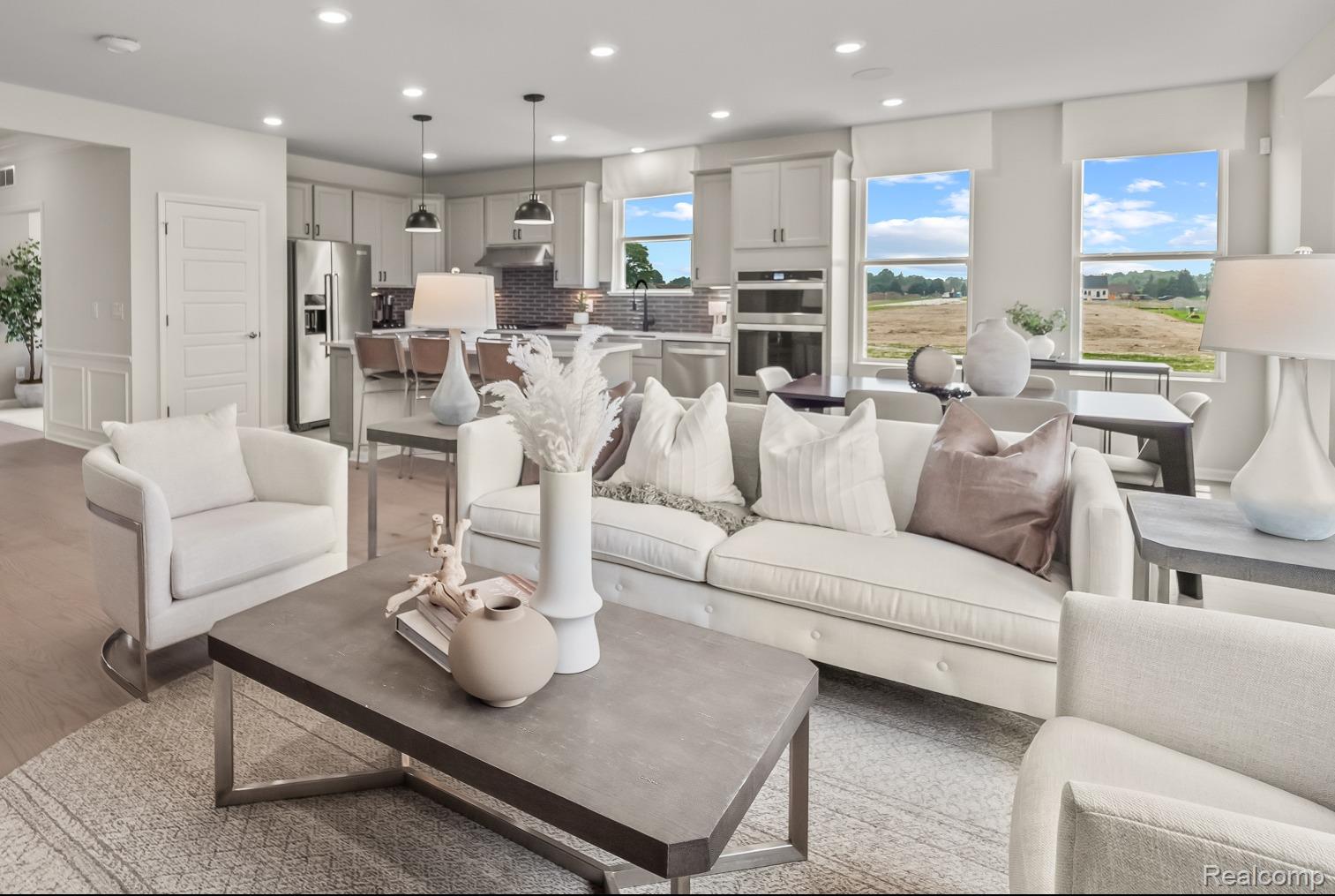 3046 Sheffield Circle