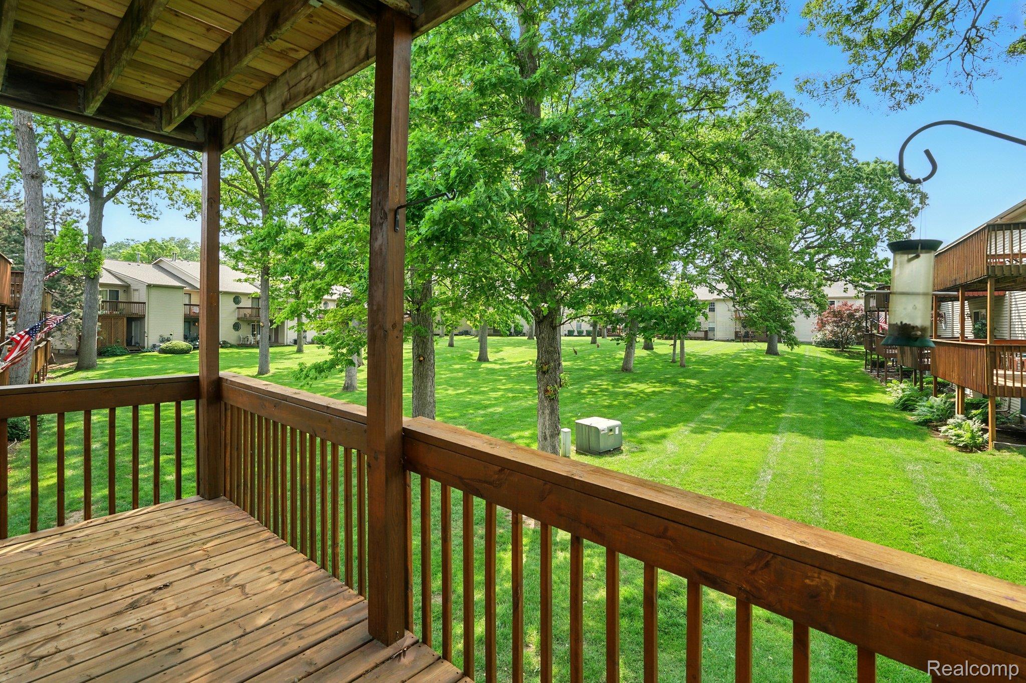 4977 OAK HILL Drive