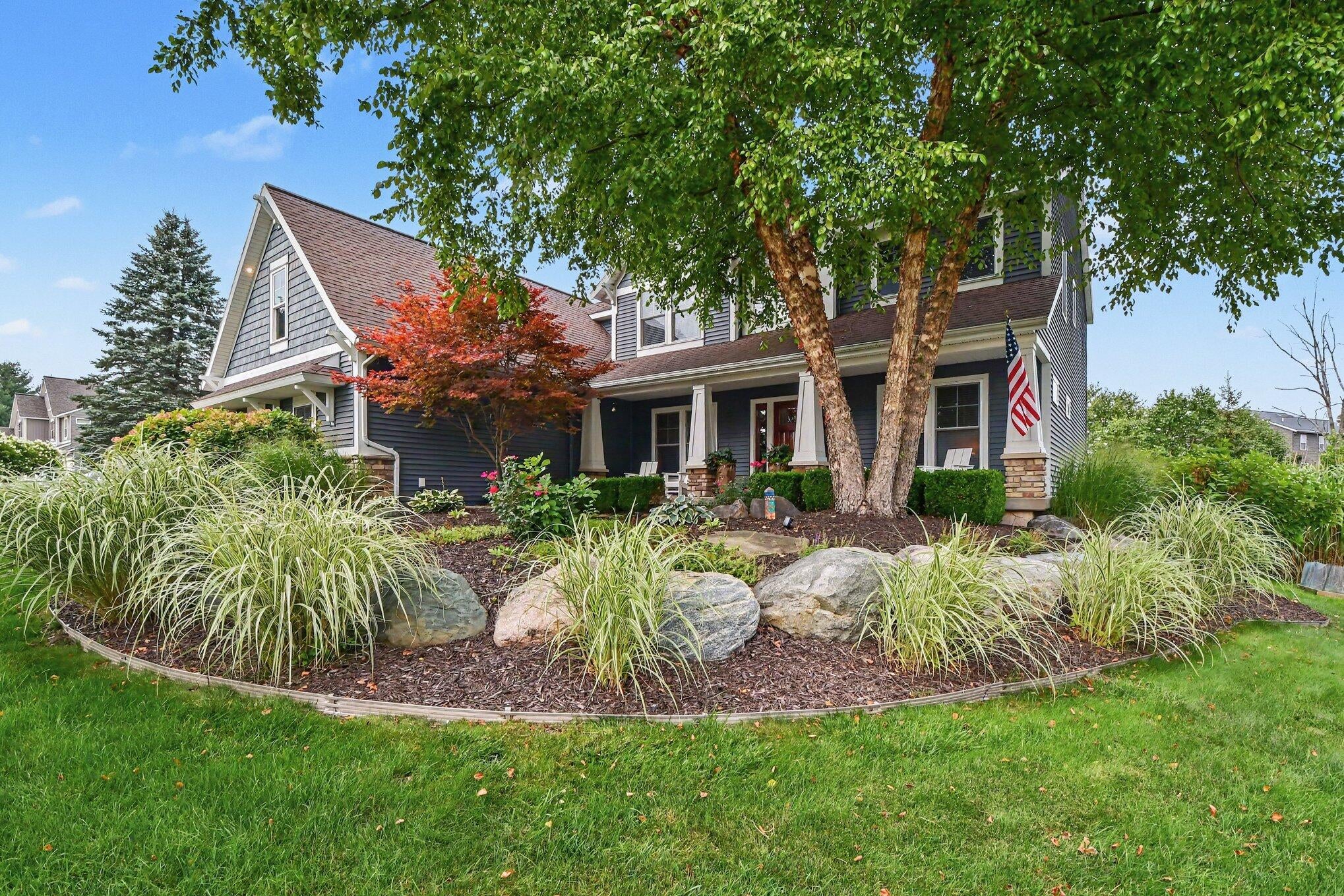 1254 Stoneshire Drive SE