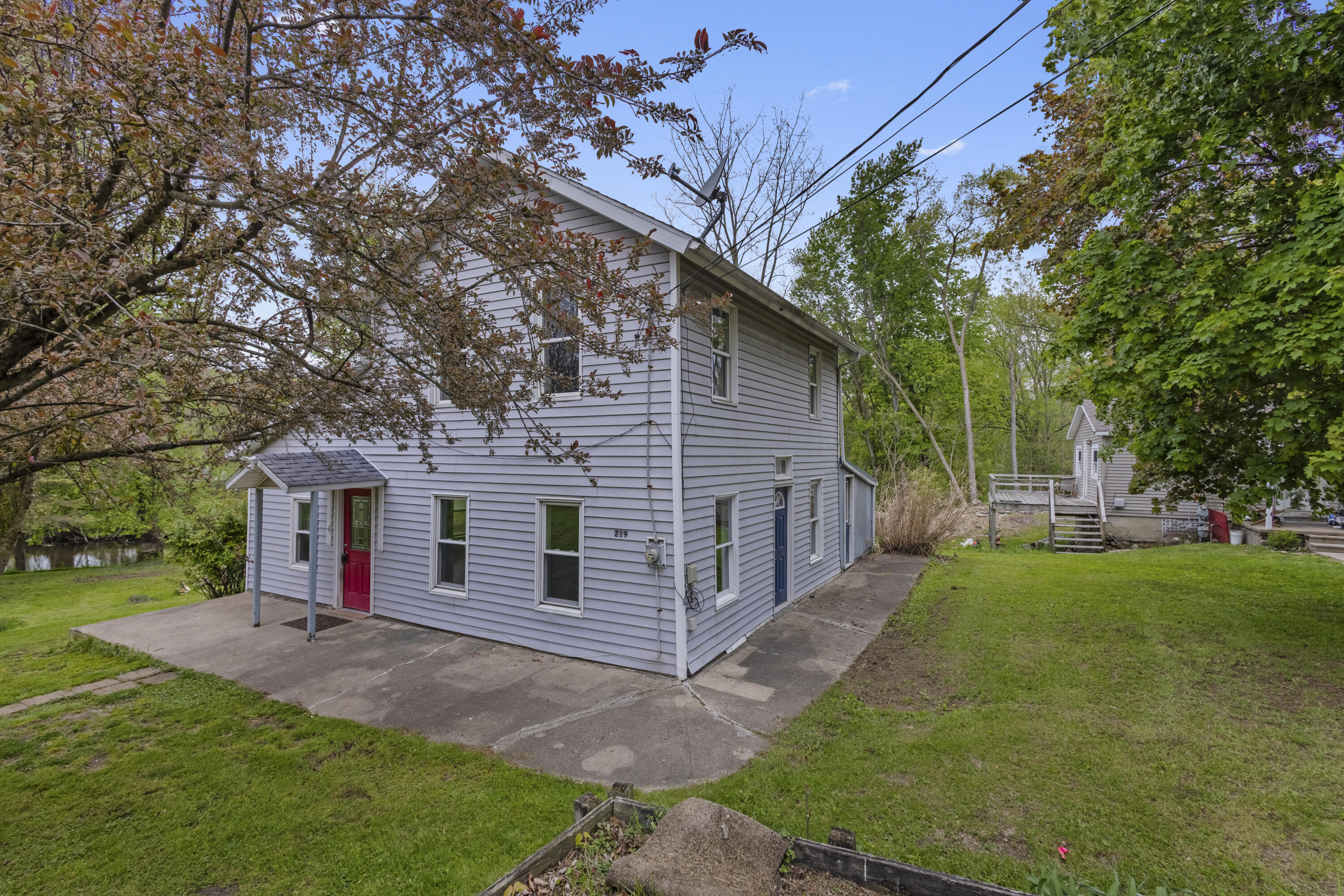 219 Water Street