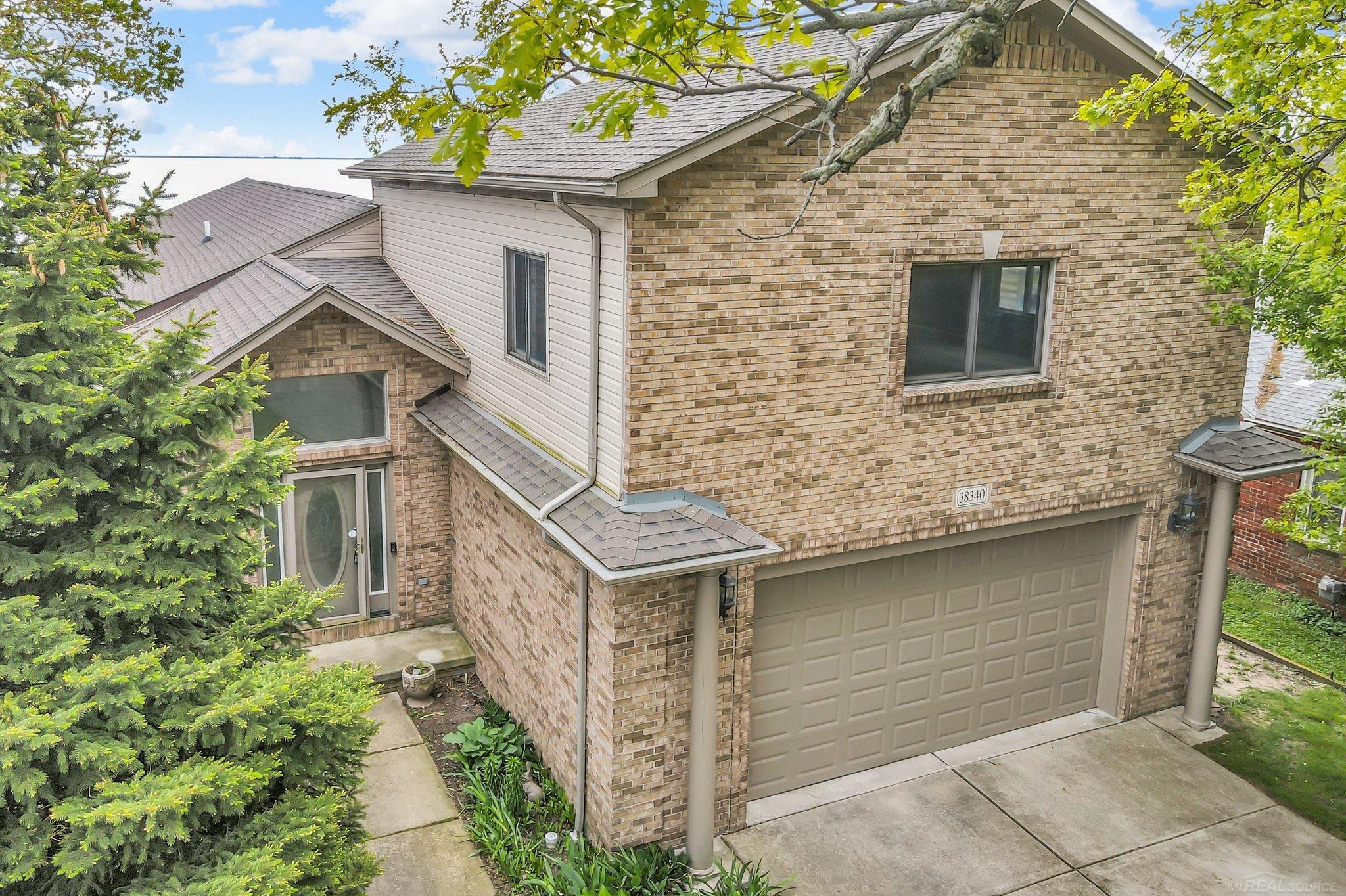 38340 Lakeshore Drive