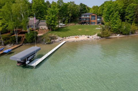 11767 Wild Cherry Lane Torch Lake Township MI 49648