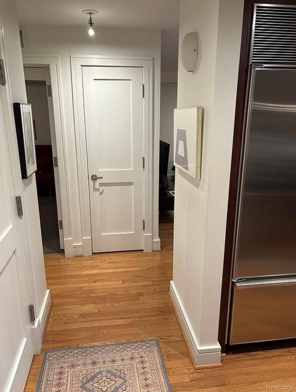 411 S OLD WOODWARD Avenue 524