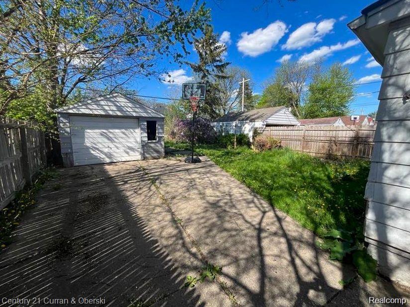 16045 Edmore Drive