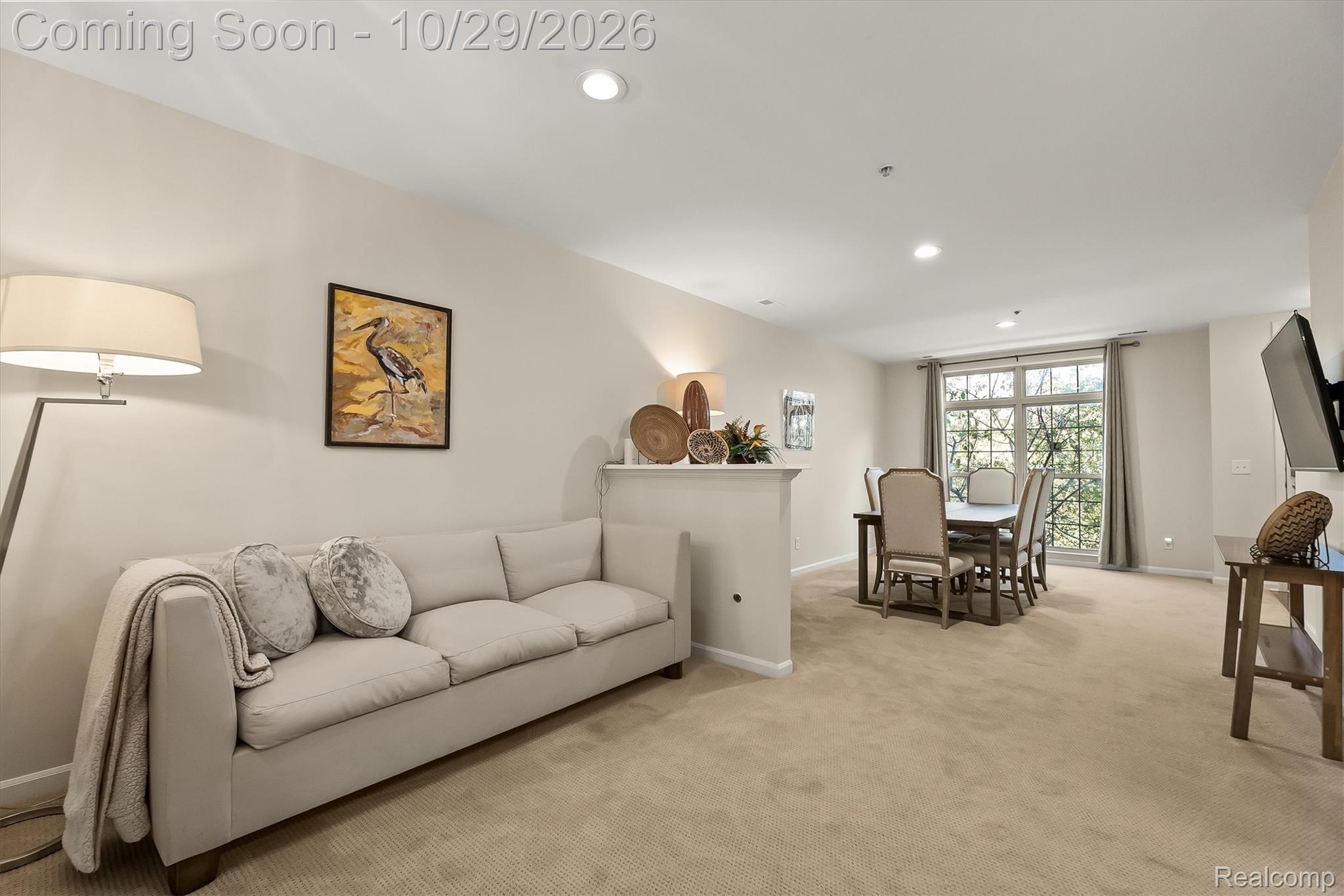 664 Village Lane