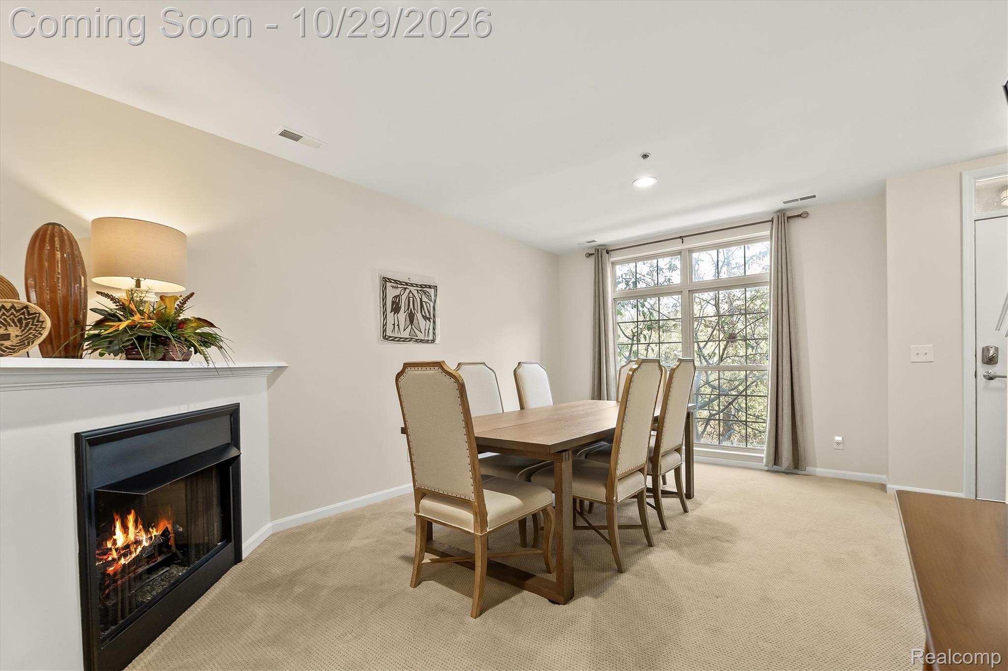 664 Village Lane