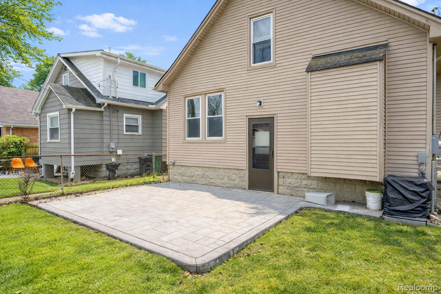 1368 Northway Street