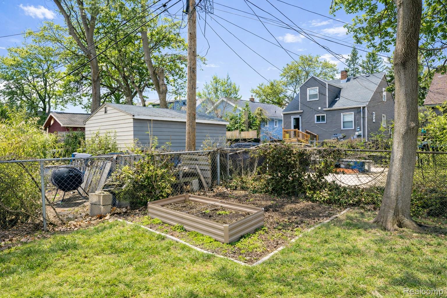 1368 Northway Street