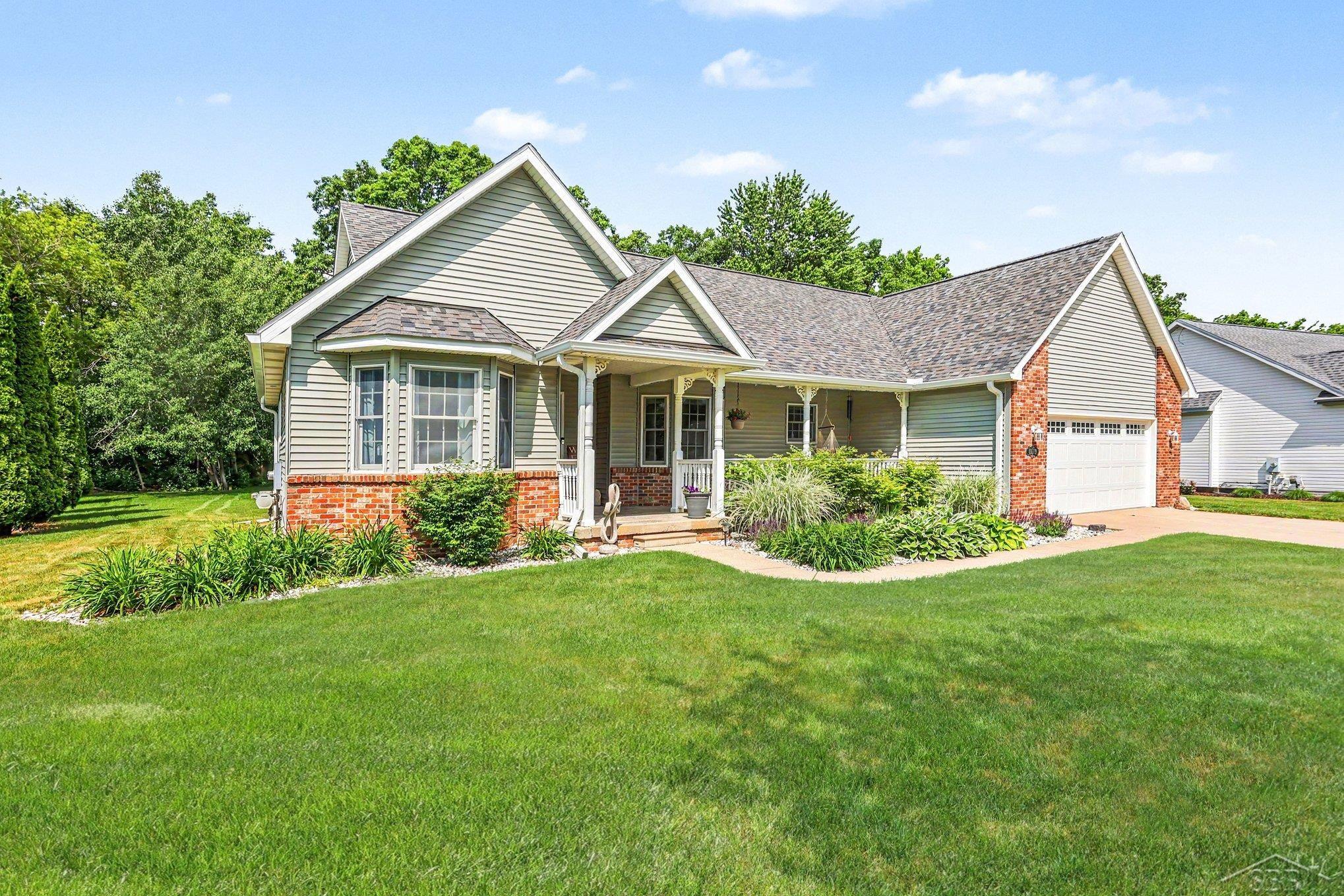11119 W Glen Drive