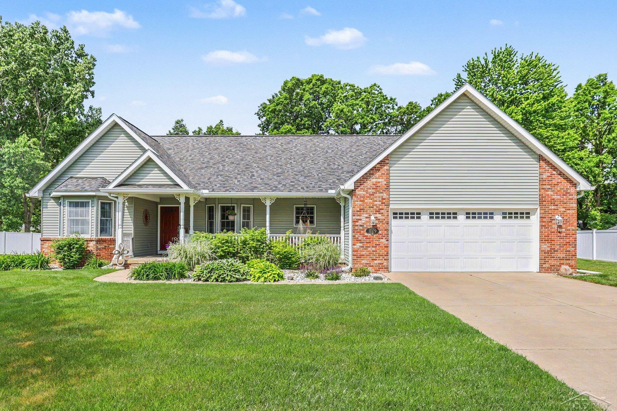 11119 W Glen Drive
