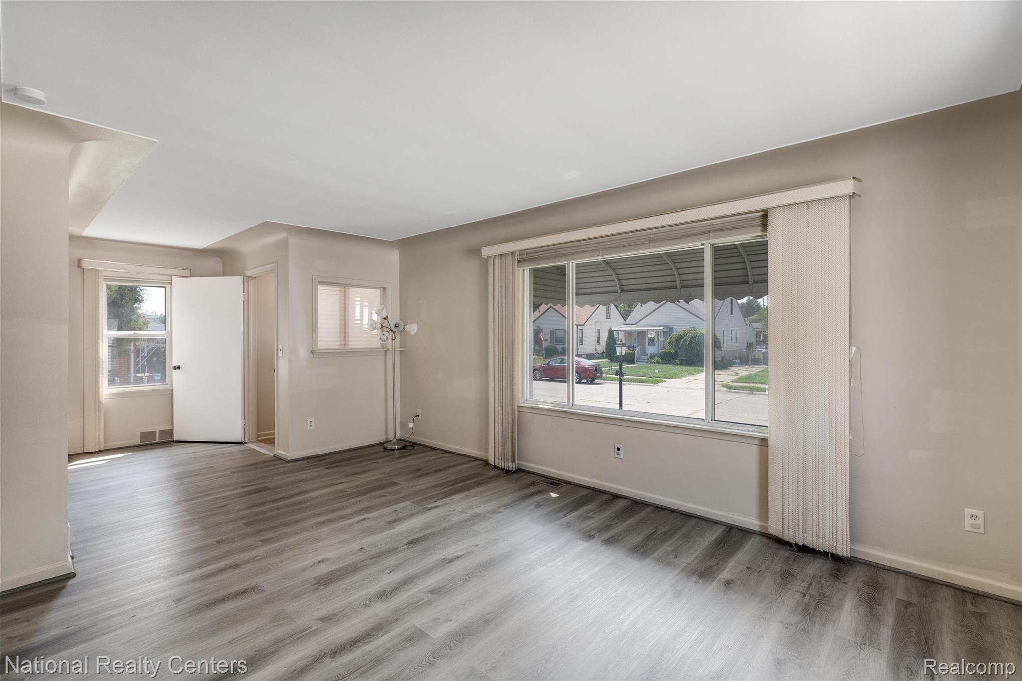 23018 Lambrecht Avenue