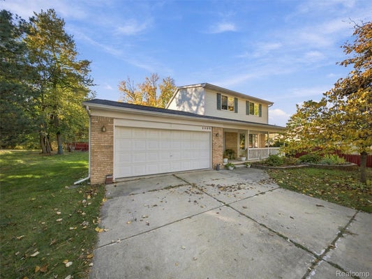 2900 S LIVERNOIS RD, ROCHESTER HILLS, MI 48307 - Image 39f01df671a160af4c2e008f2b3cfb06/2811167411