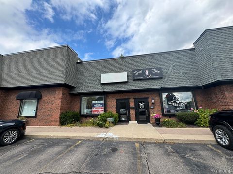 11225 S SAGINAW Street Unit H Grand Blanc City MI 48439