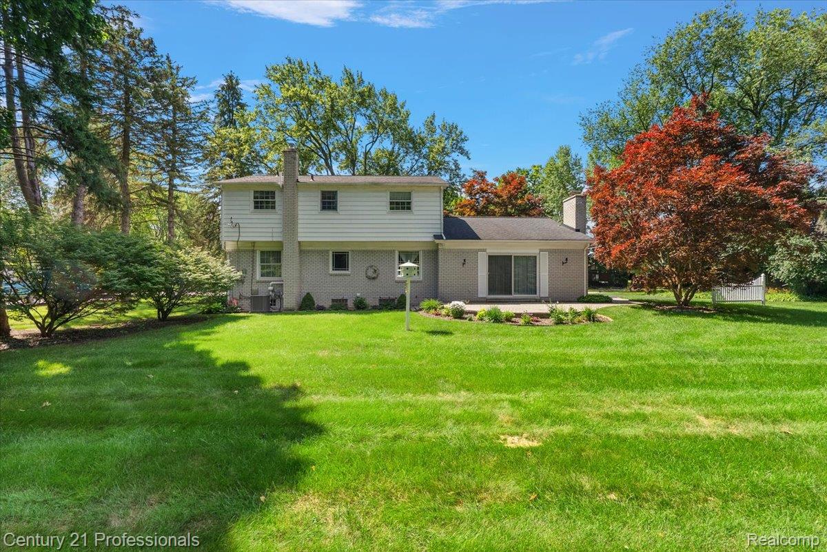 633 Foxhall Road