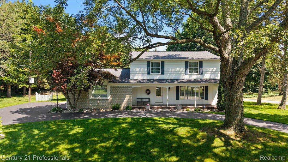 633 Foxhall Road