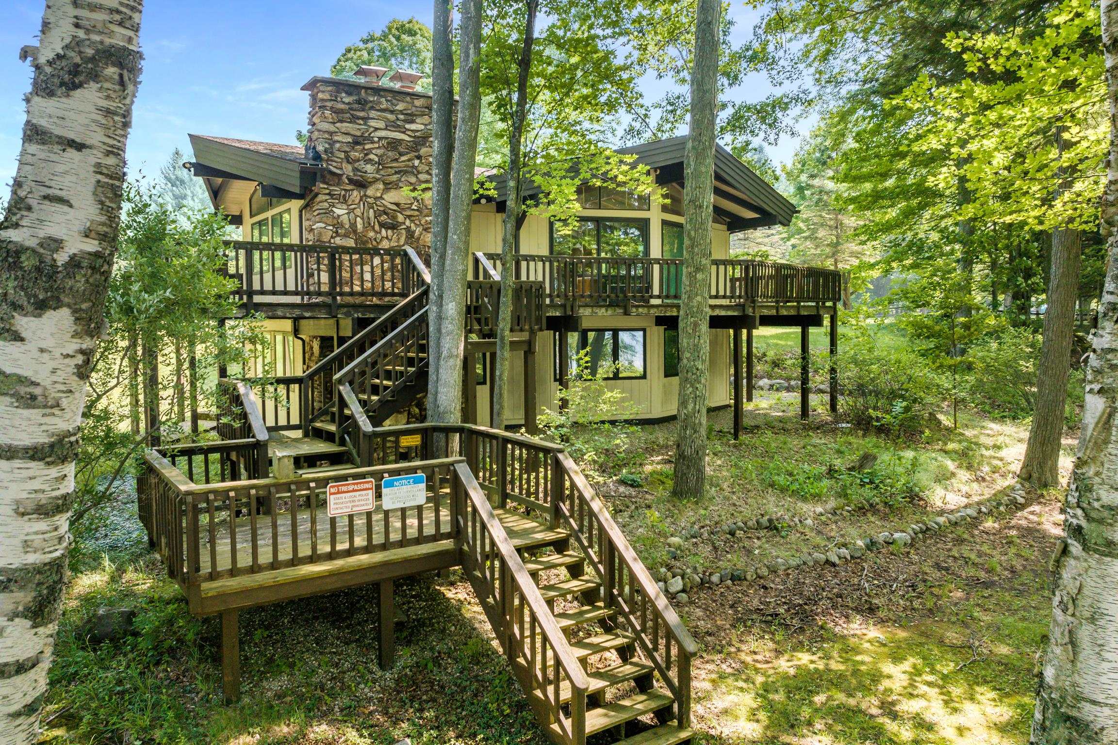326 S Intermediate Lake Road