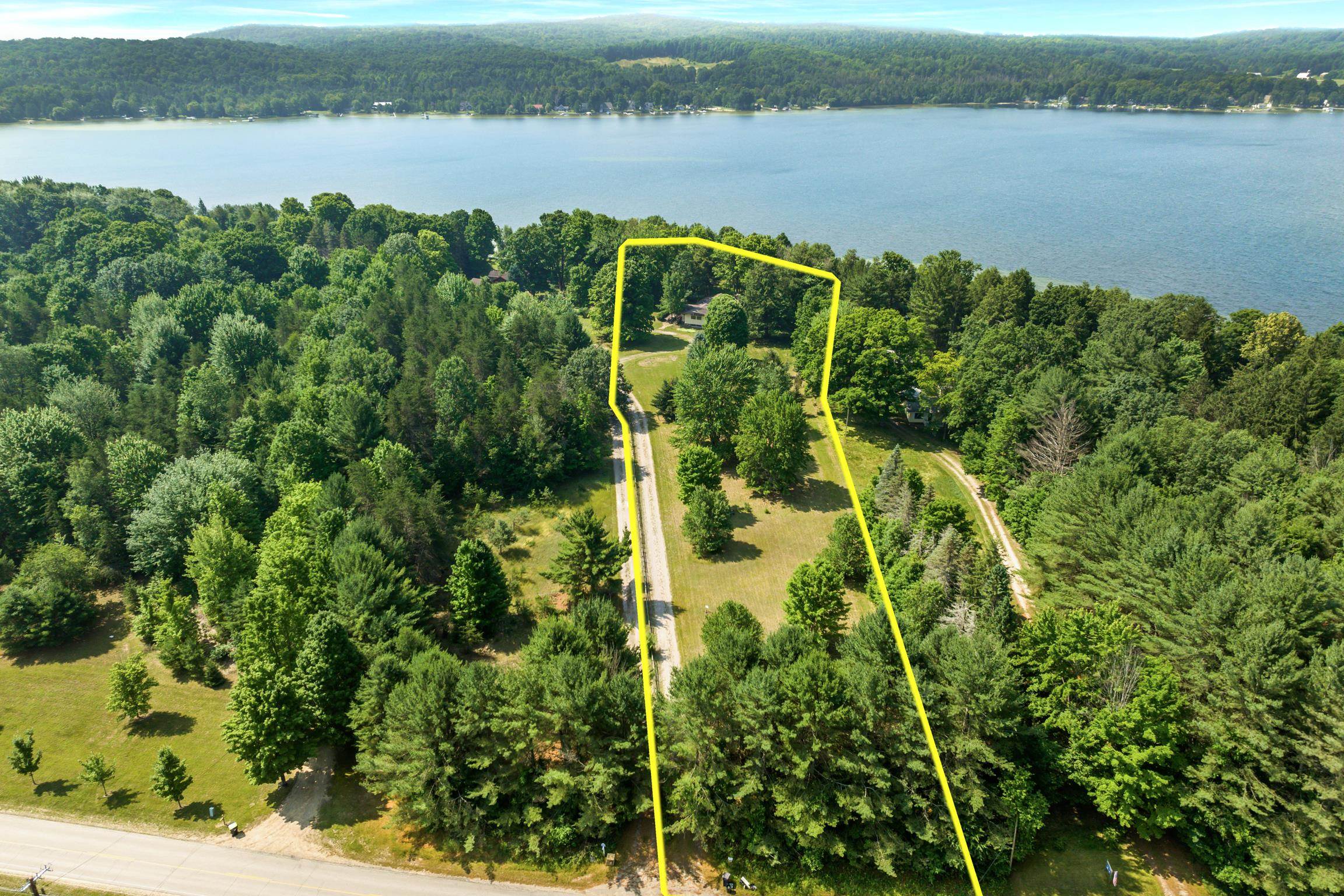 326 S Intermediate Lake Road