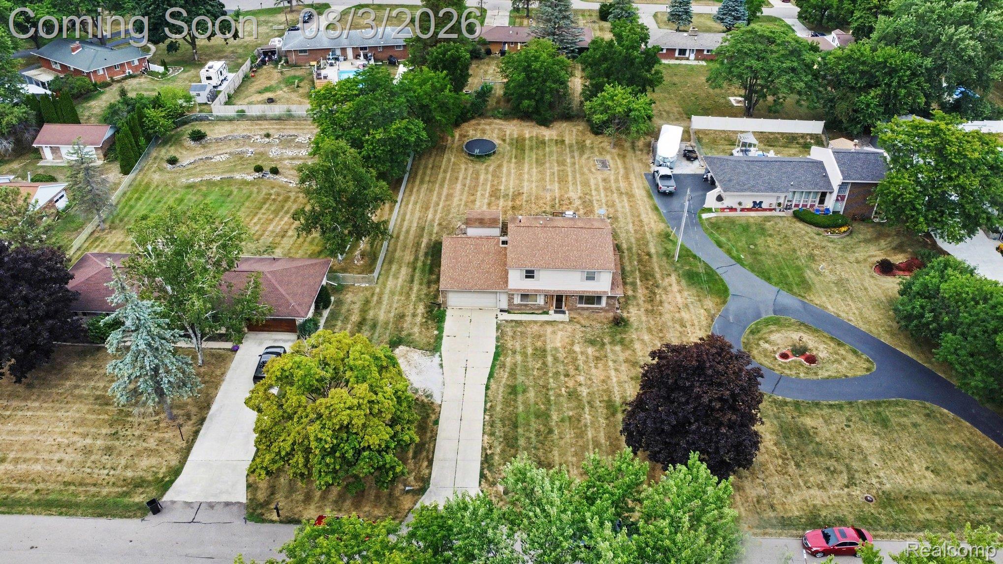 2451 VALLEY LANE Drive