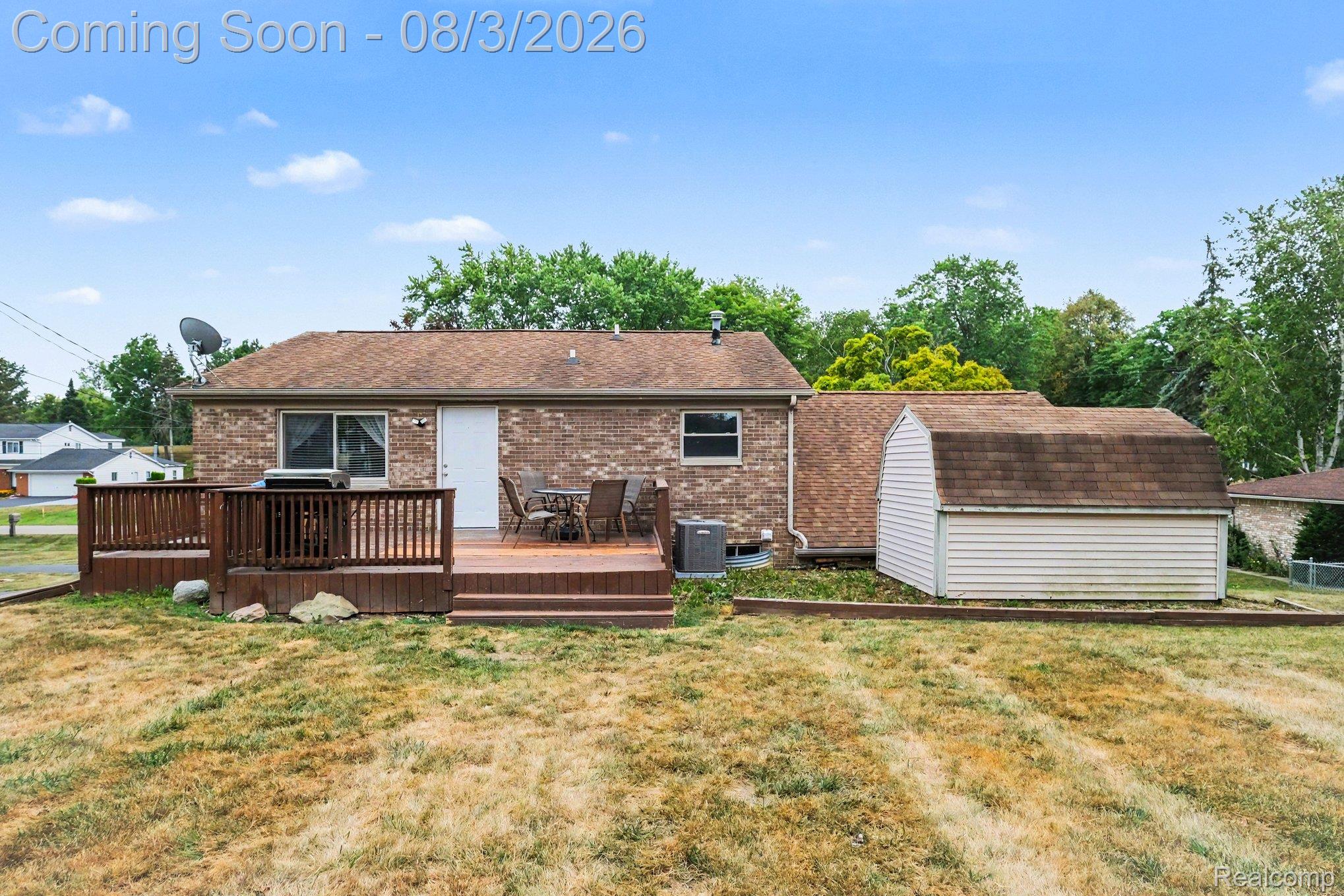 2451 VALLEY LANE Drive