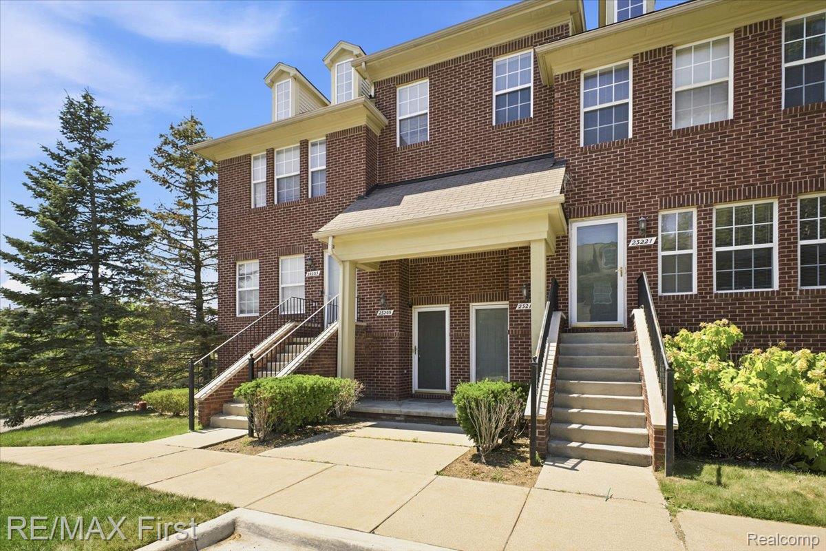 23205 Cornerstone Village Drive