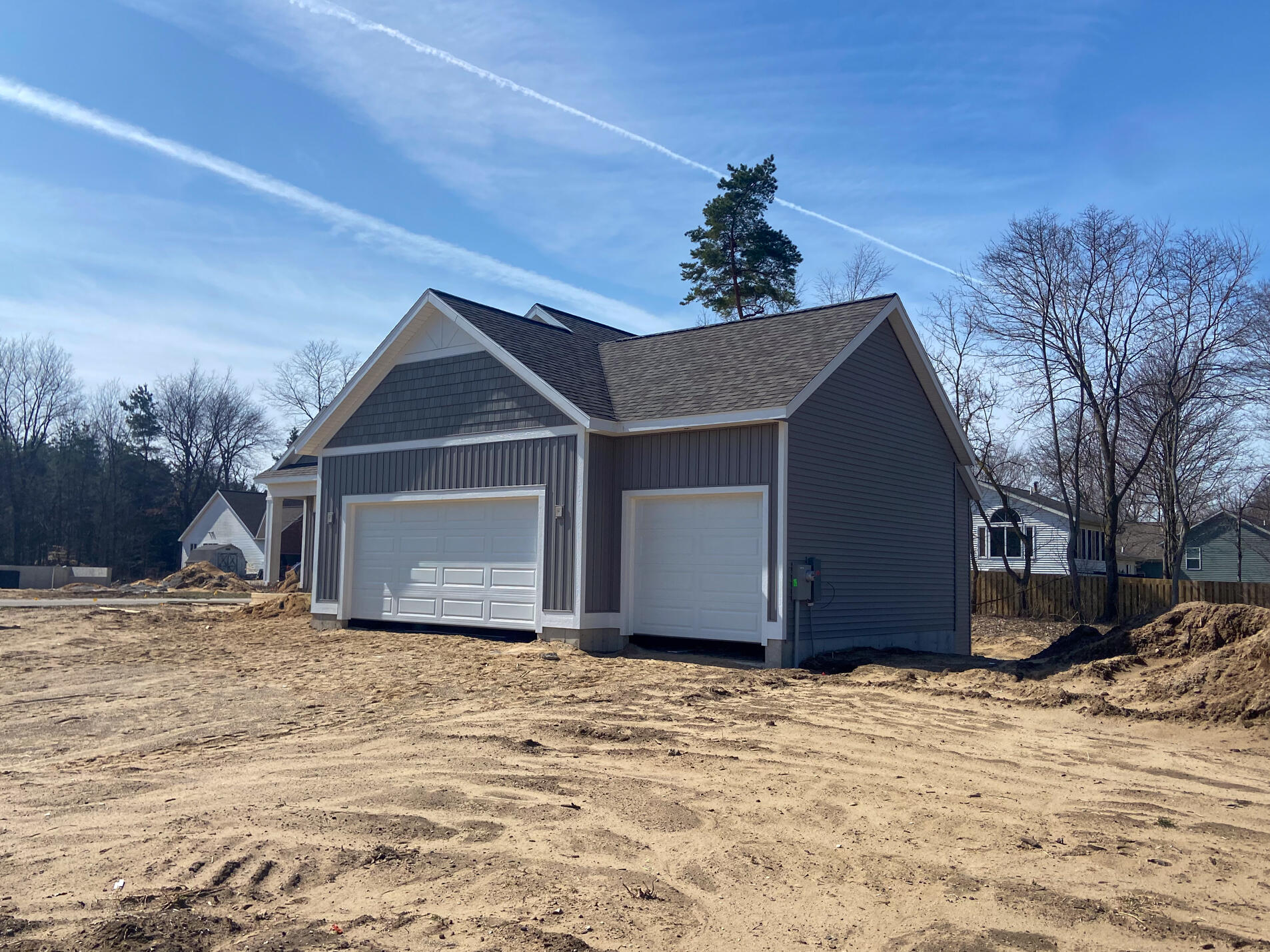 10711 Greyhound Avenue