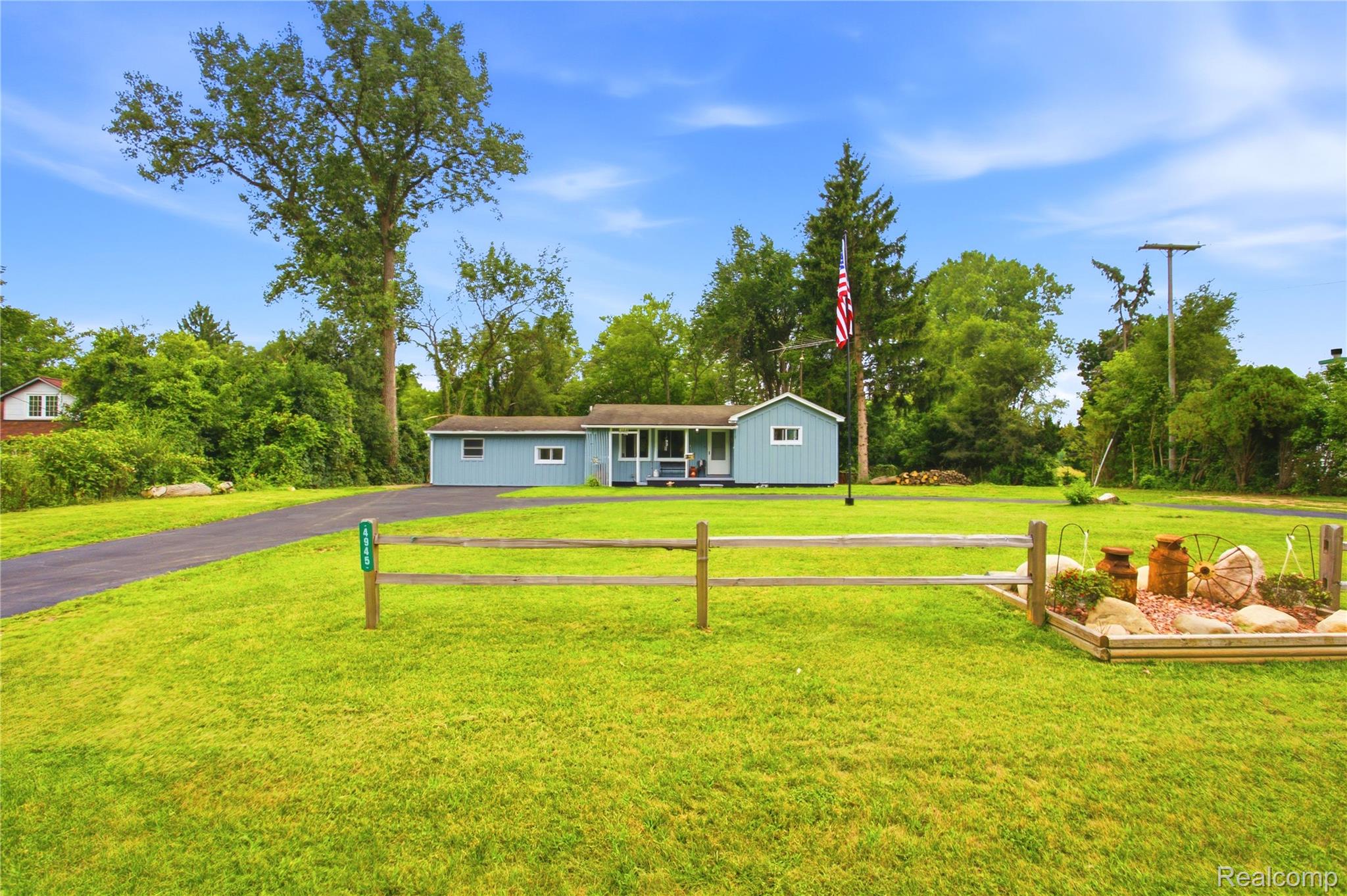 4945 Miller Road
