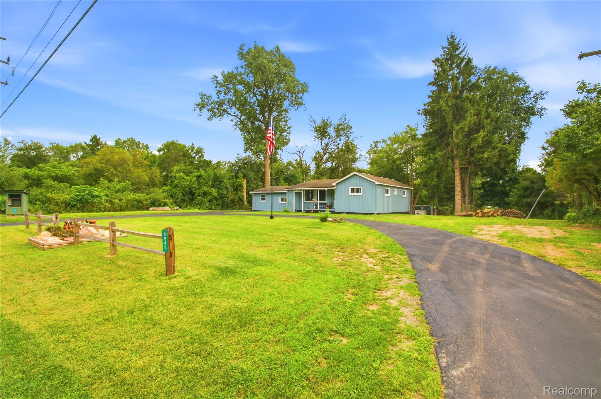 4945 Miller Road