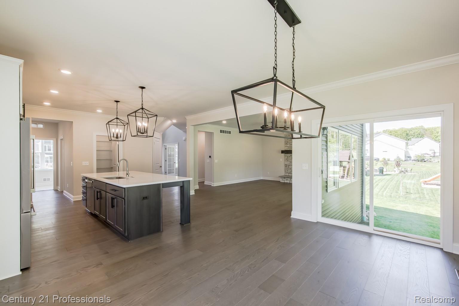 9058 FIELDING Drive