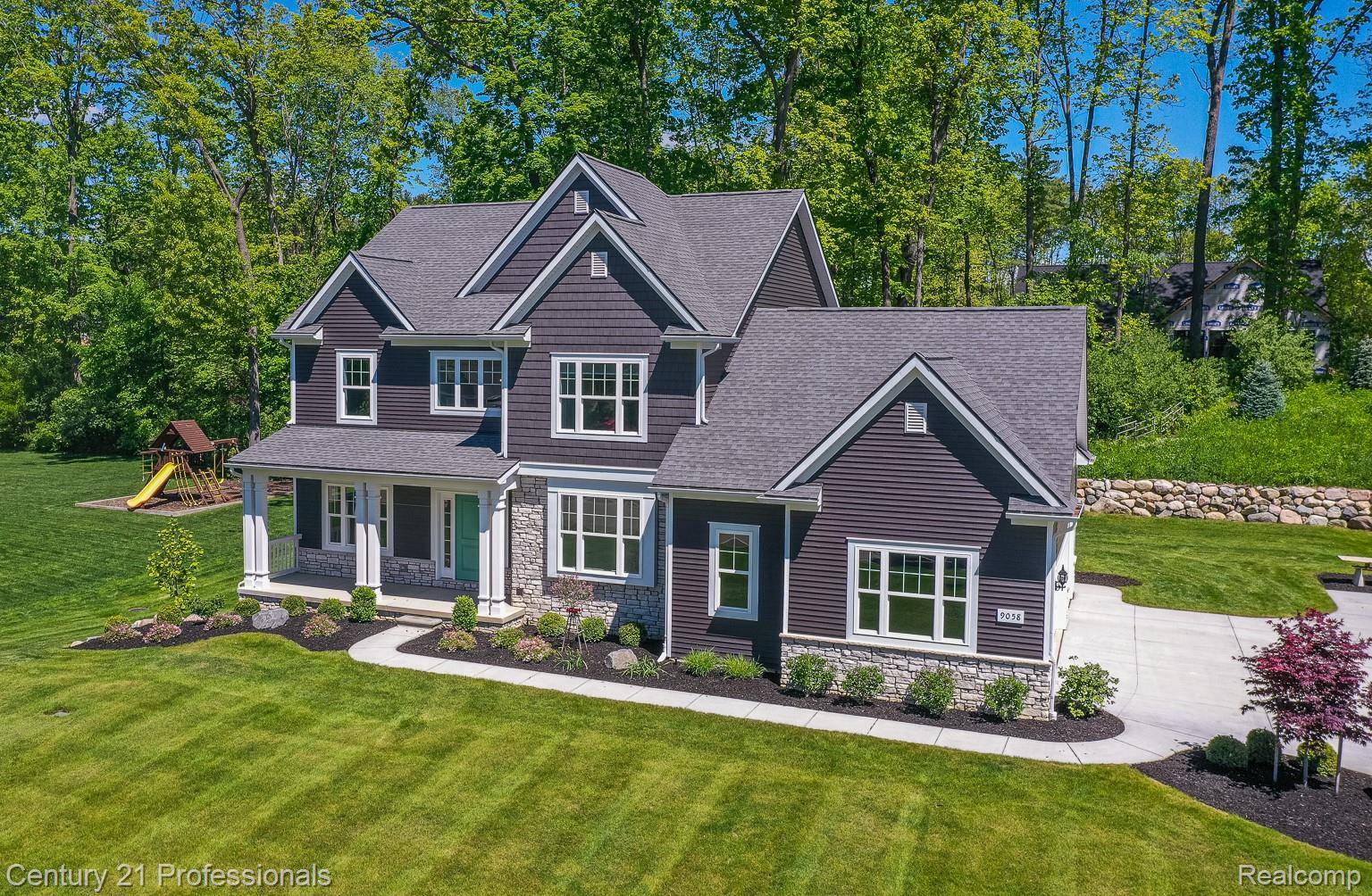 9058 FIELDING Drive
