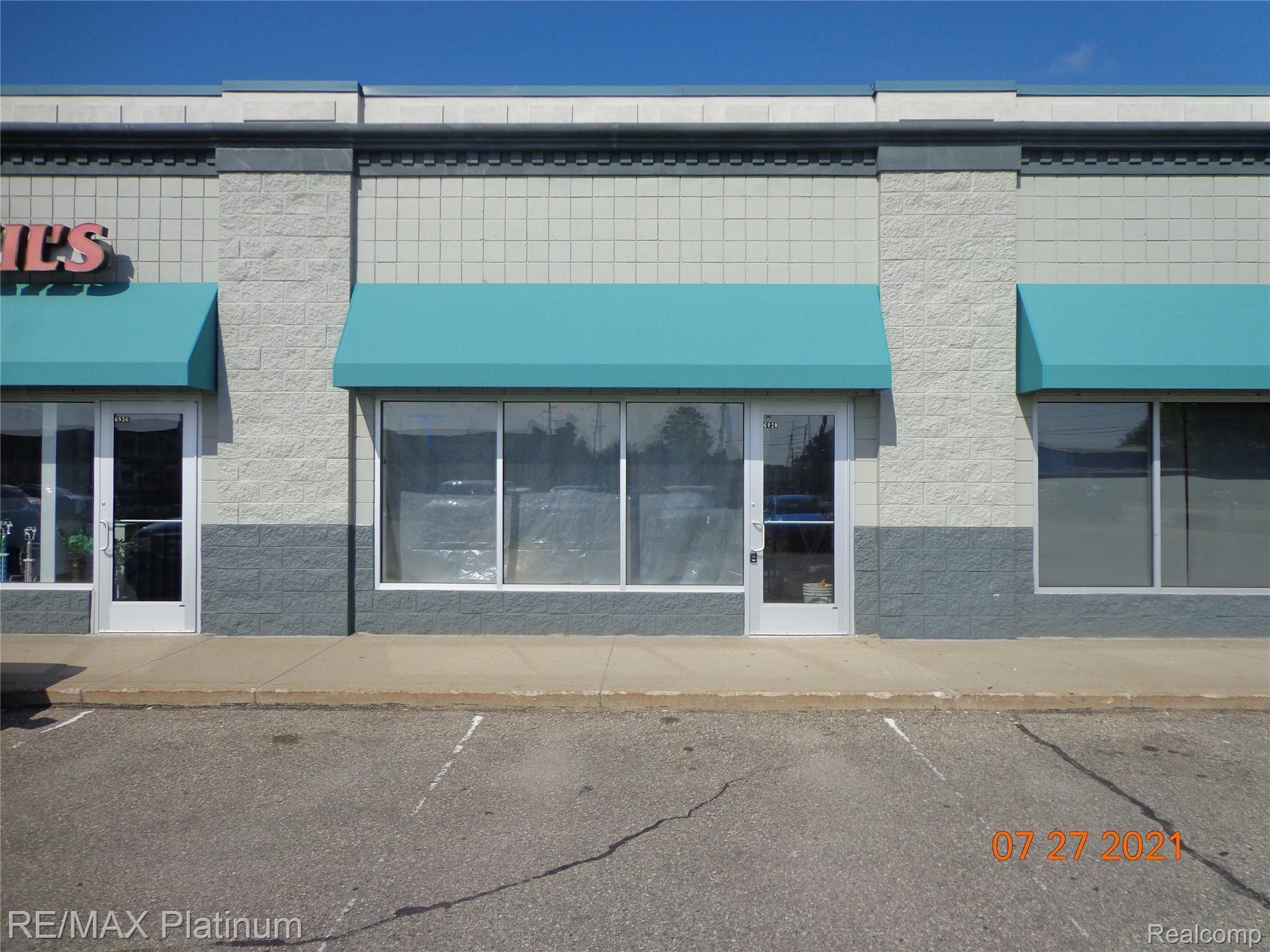 6920 W. GRAND RIVER