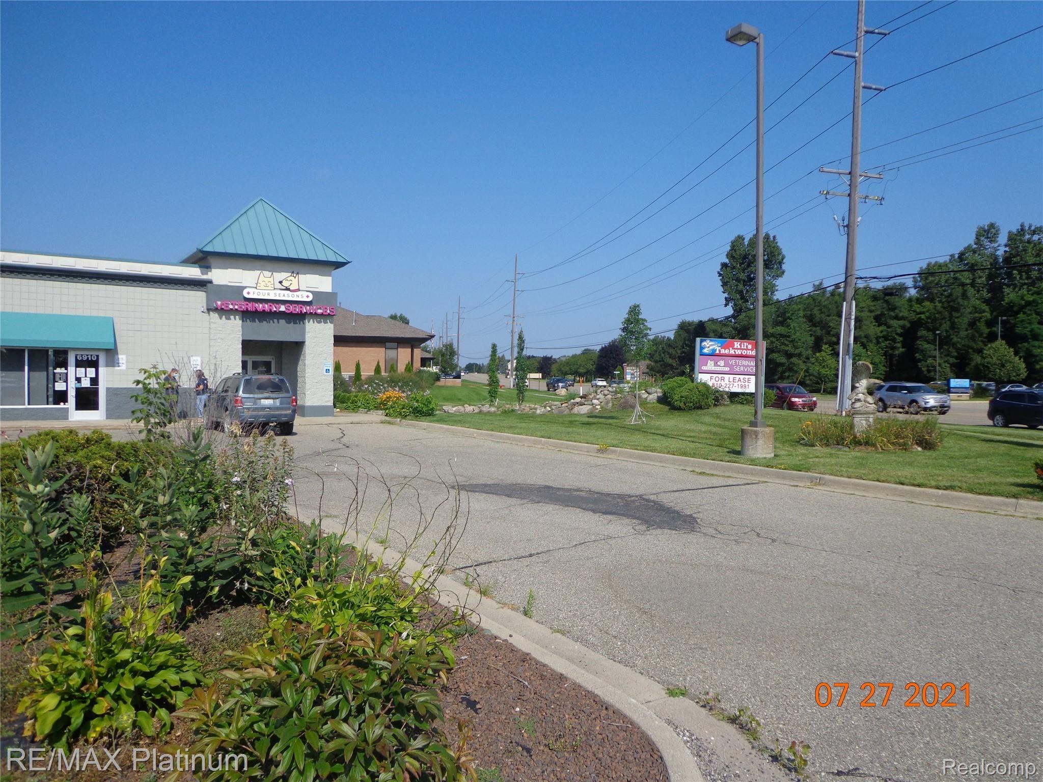 6920 W. GRAND RIVER