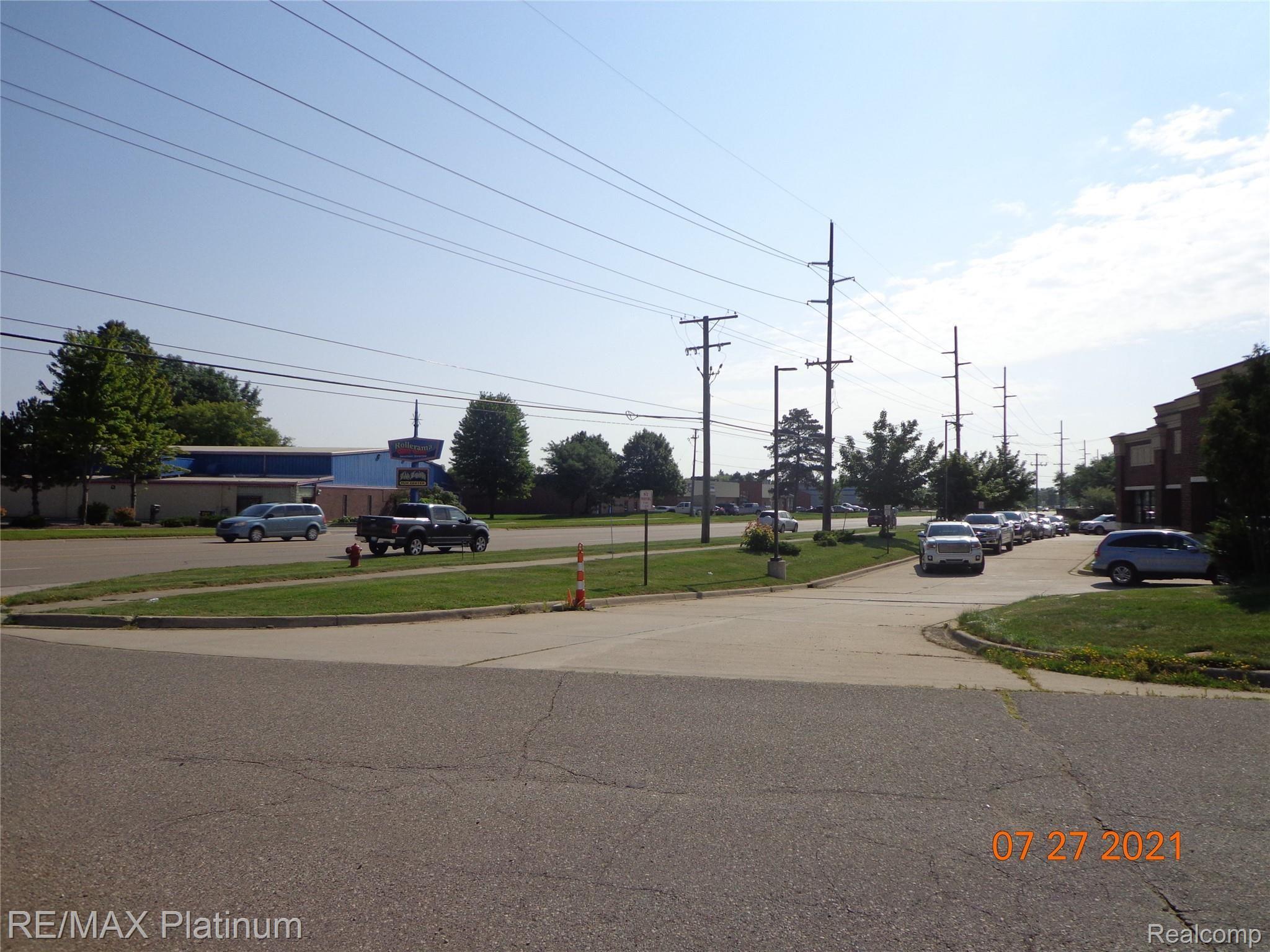 6920 W. GRAND RIVER