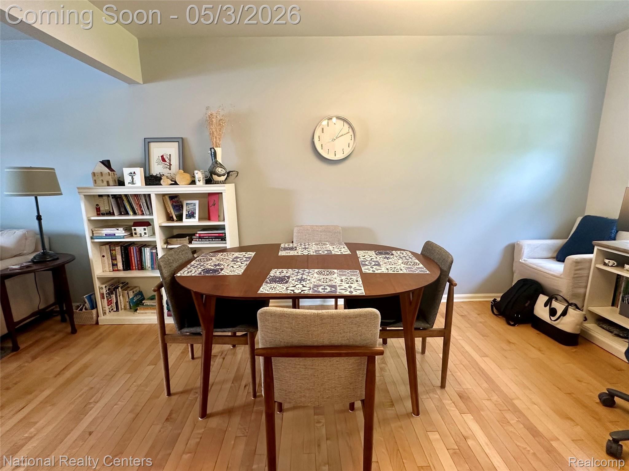 5775 Meadowview Street