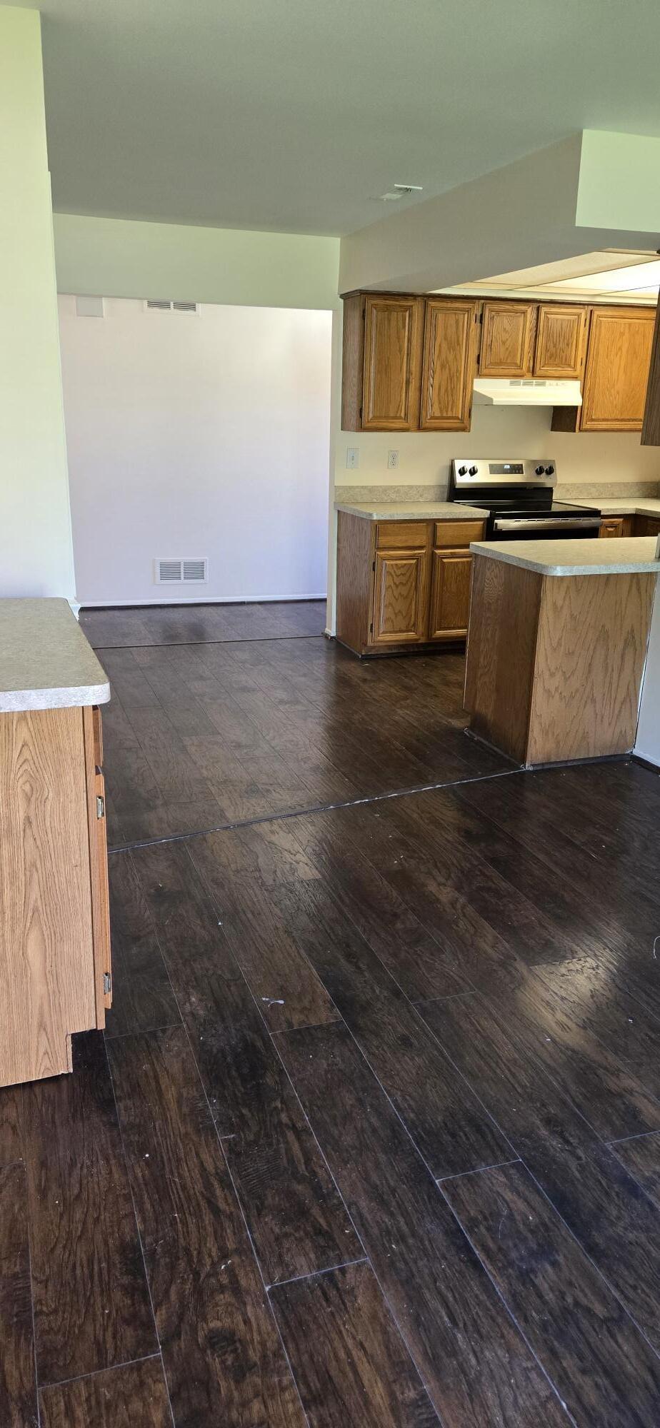 8688 Villa Lane Lane