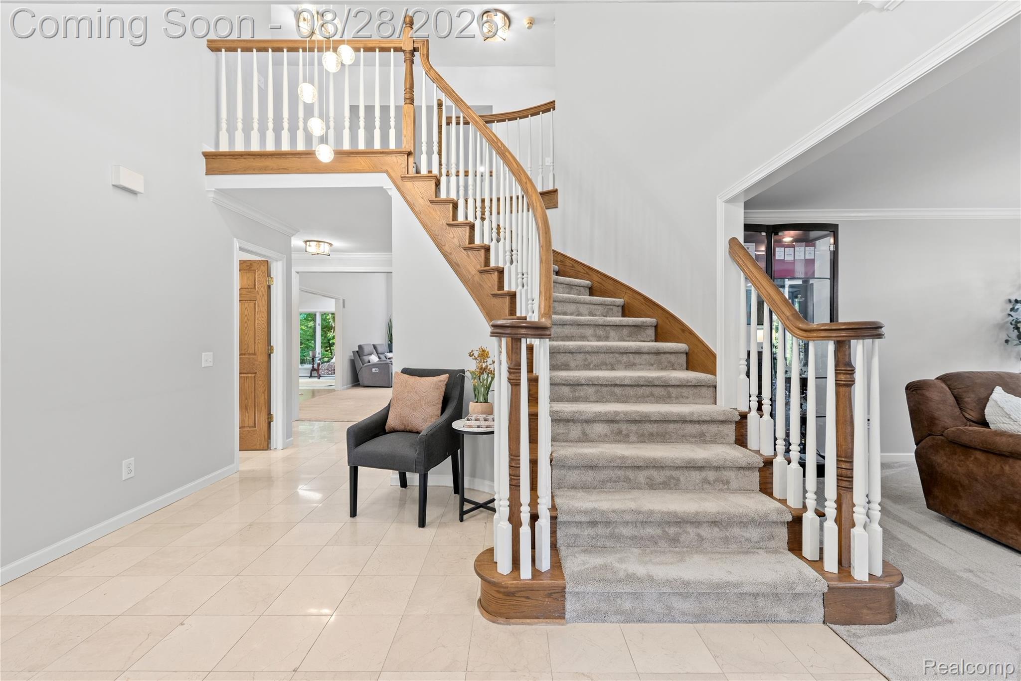 1733 Apple Ridge Court