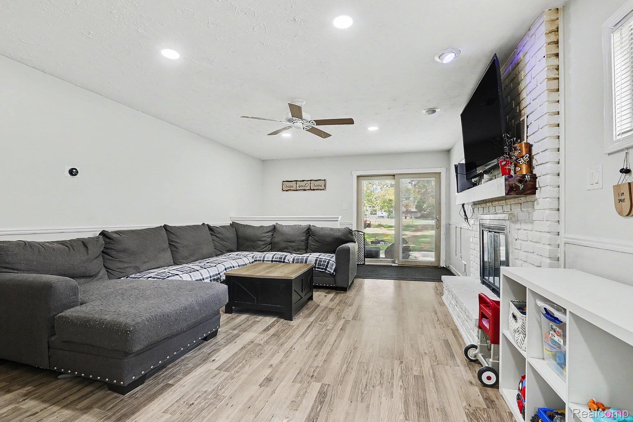 30212 Beechwood Street