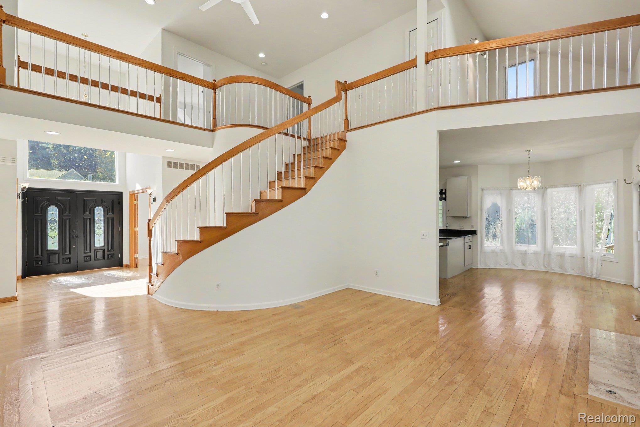 9984 Maple Valley Drive