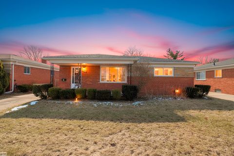 11492 Hanford Drive Warren City MI 48093