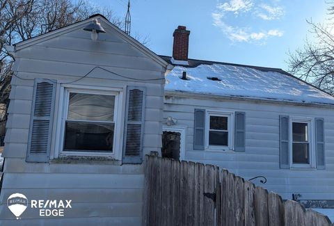 Tiny photo for 2415 Pennsylvania Avenue, Flint City, MI 48506 (MLS # 5050199716)